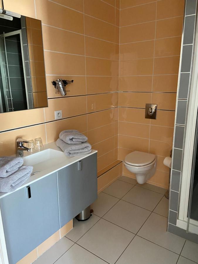 Les Chambres De L'Aigronne Le Petit-Pressigny Exterior foto